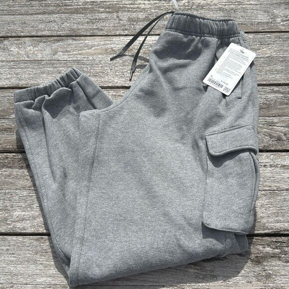 Lululemon Scuba Mid-Rise Oversized Cargo Jogger Heathered Grey size Medium NWT - Picture 2 of 7